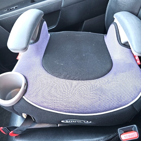 Graco Booster Seat With Latch System